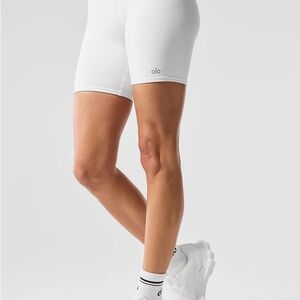 ALO Yoga 7” High-Waisted White Shorts